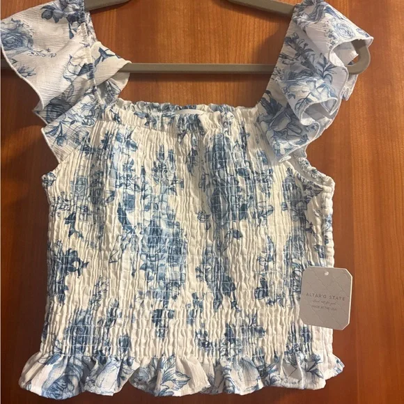 Altar’d State Blue and White Floral Smocked Top - Picture 1 of 3